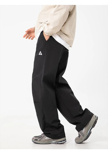 Arcadia - Pleated Cargo Pants