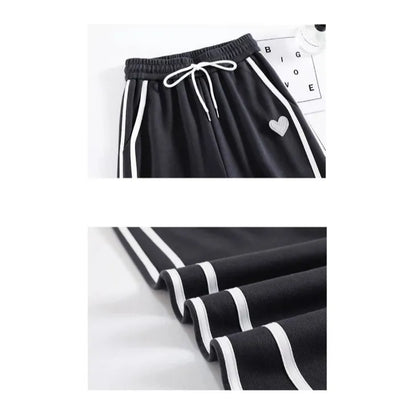 HEART STRIPE - SWEAT PANTS